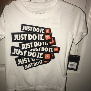 Nike T-Shirt